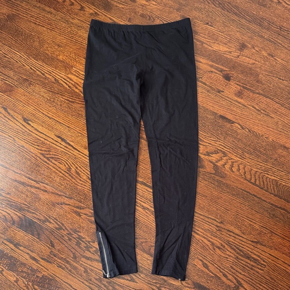 Kensie Black Leggings with Ankle Detail